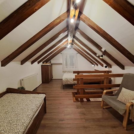 Guest House Emanuela Слуни Экстерьер фото
