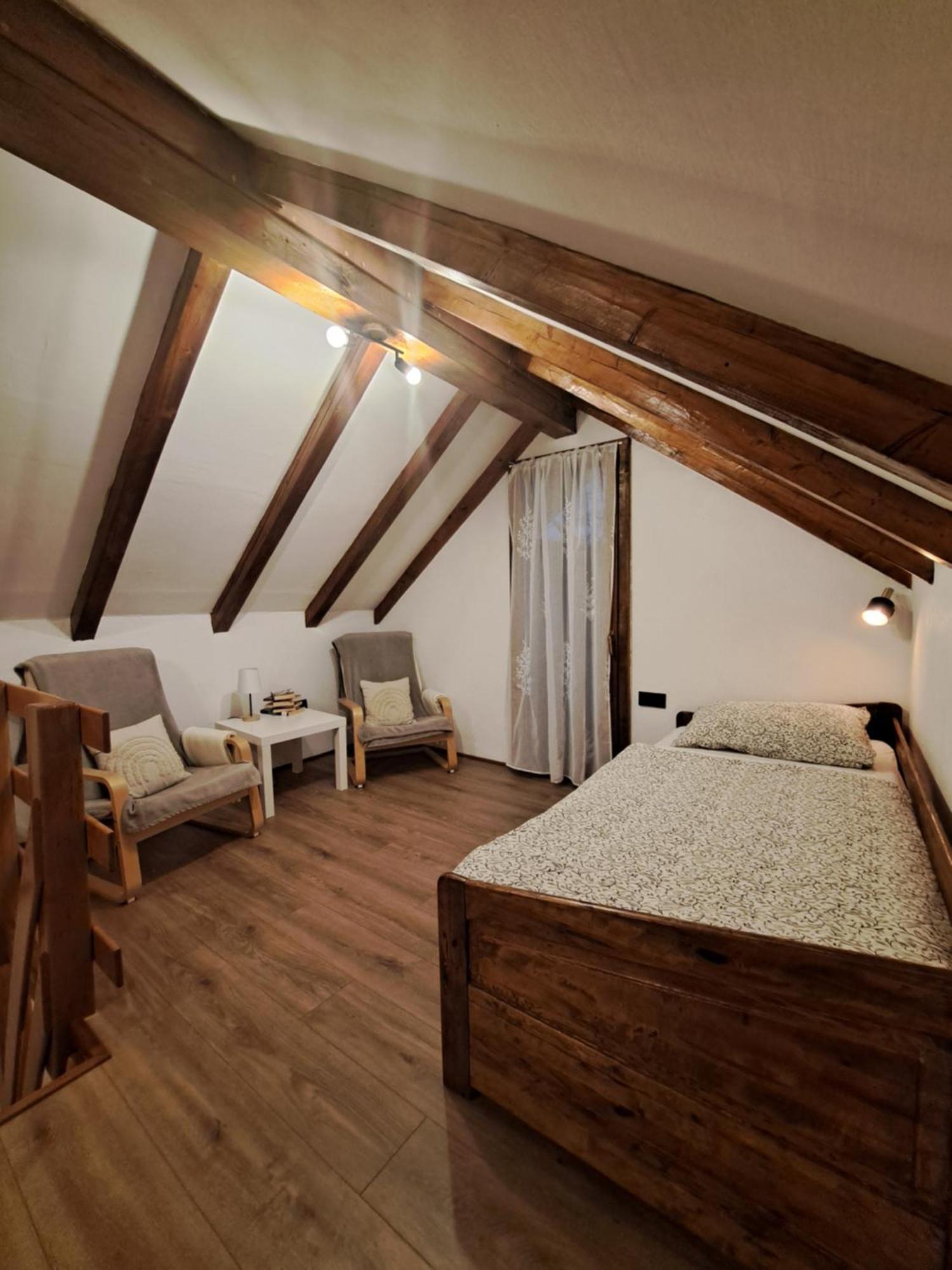 Guest House Emanuela Слуни Экстерьер фото