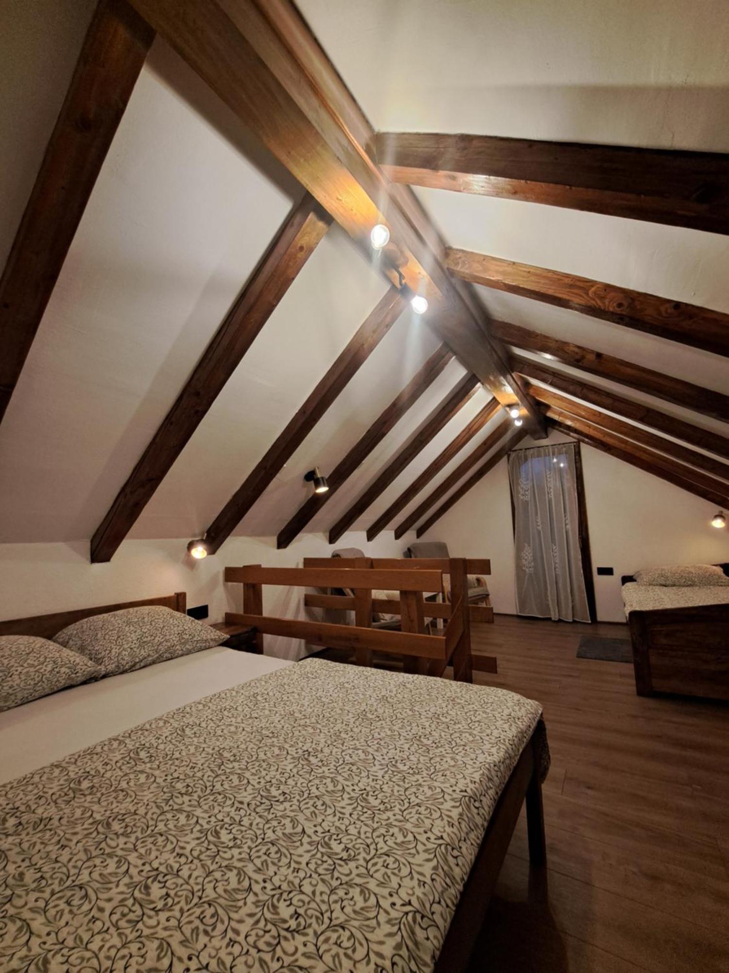 Guest House Emanuela Слуни Экстерьер фото