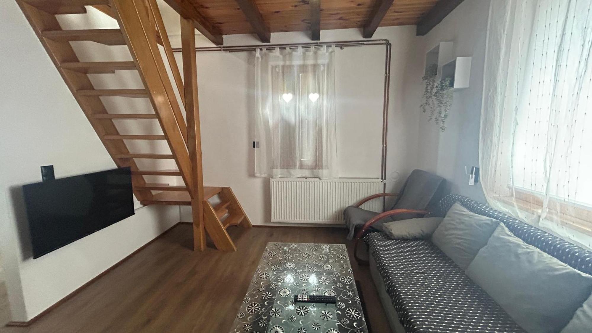 Guest House Emanuela Слуни Экстерьер фото